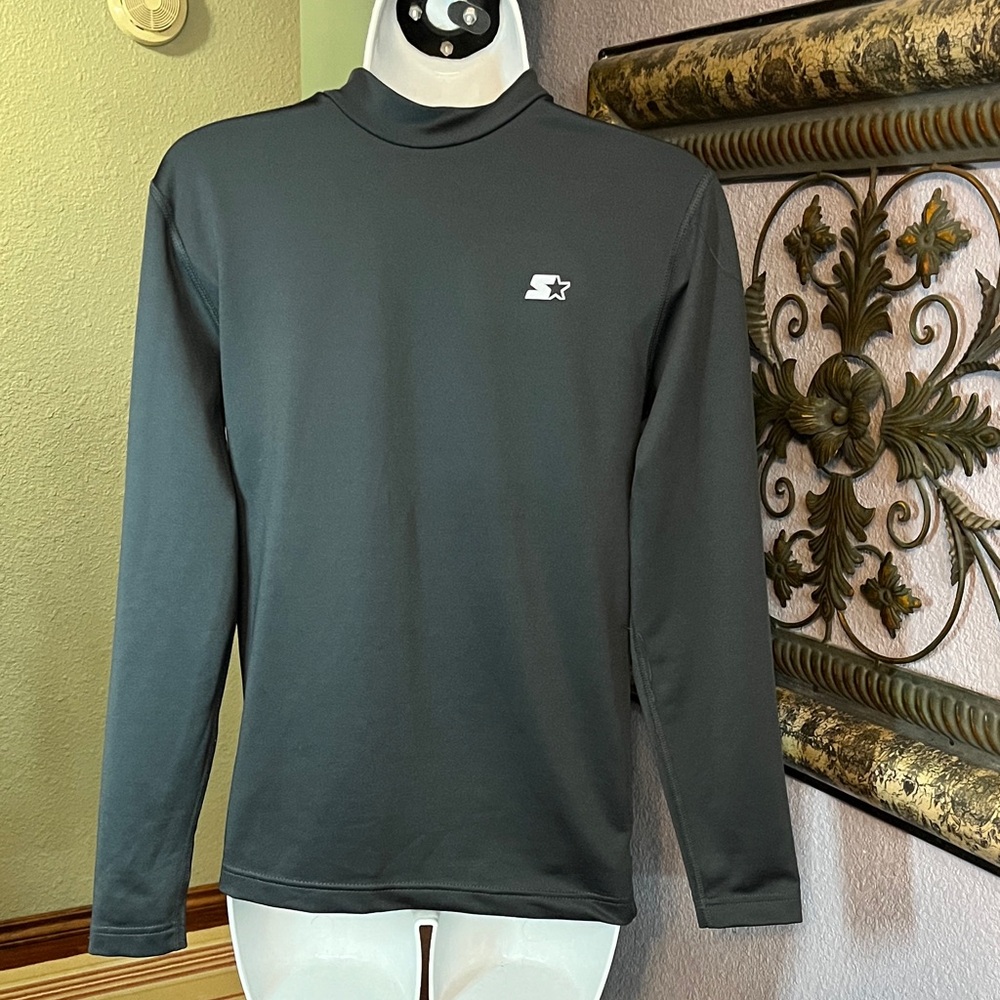 STARTER Gray Performance Shirt with Classic Logo Star Emblem